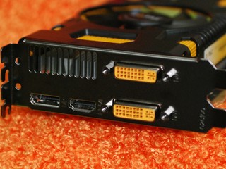 ZOTAC GeForce GTX 550 Ti AMP! Ed