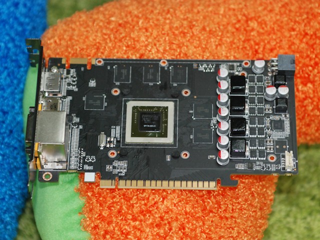 ZOTAC GeForce GTX 550 Ti AMP! Ed