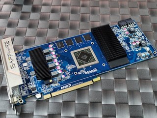 HD 7870 XT