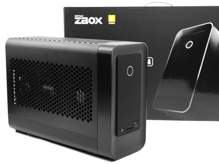最迷你的 RTX 5080 廠機 !! ZOTAC MAGNUS ONE ULTRA EU275080C Mini PC 最迷你的 RTX 5080 廠機 !! ZOTAC MAGNUS ONE ULTRA EU275080C Mini PC