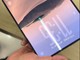 Apple iPhone Duo 摺疊螢幕 出現中央裂痕、漏液與橫貫亮線災情 Apple iPhone Duo 摺疊螢幕 出現中央裂痕、漏液與橫貫亮線災情