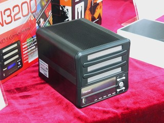Thecus n3200