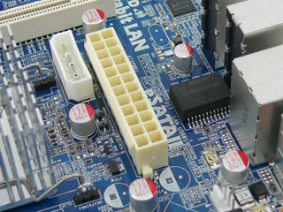 4Core1600P35-WiFi