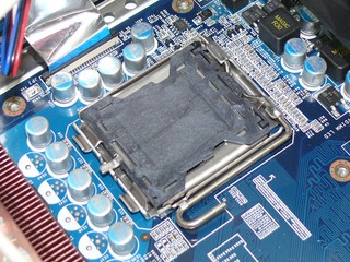 Shuttle SX38P2 Pro -- Solid Capacitor