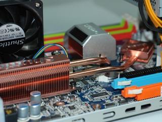 Shuttle SX38P2 Pro -- Heatpipe