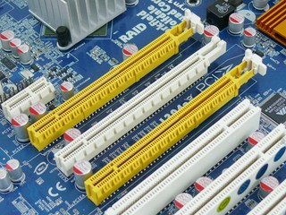 Penryn1600SLI-110db
