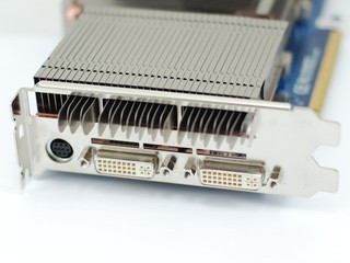 GIGABYTE GV-NX96T512HP
