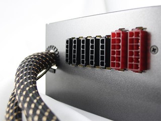 Enermax Modu 82  525W
