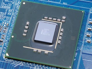 Intel P43 Express Chipset