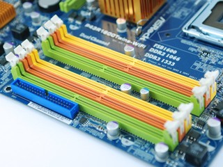 DDR2 & DDR3 Support