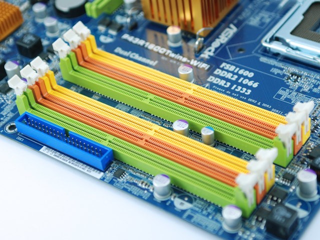 DDR2 & DDR3 Support