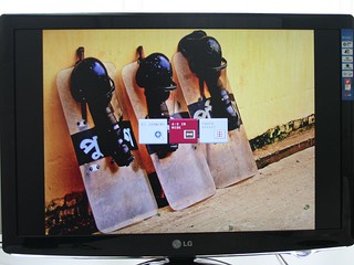 LG W2284F