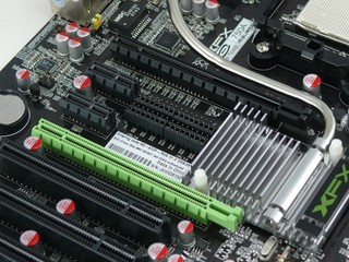 XFX MD-A72P-750g