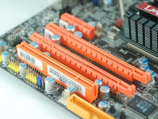 NVIDIA MCP7A