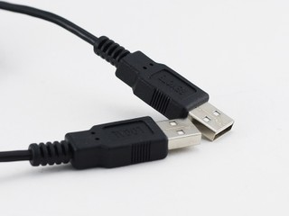 ATEN USB KVM Switch CS661