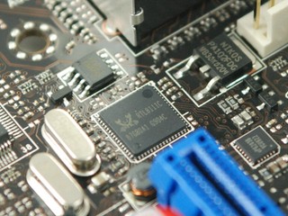 ASUS