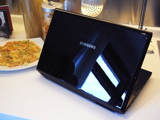 Samsung R470