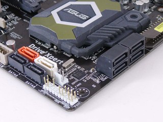 ASUS SABERTOOTH 55i