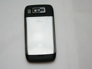 Nokia E72