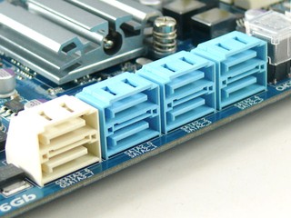GA-790TFXA-UD5