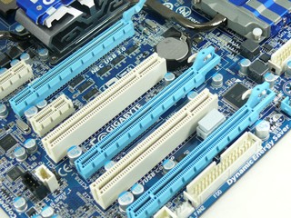 GIGABYTE GA-P55A-UD6