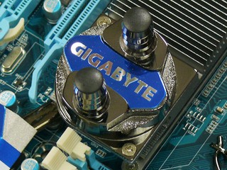 GIGABYTE GA-P55A-UD7