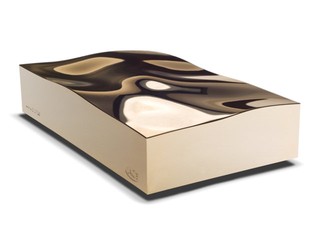 國際著名設計師Ora-Ito設計 LaCie最新外置硬碟Golden Disk 