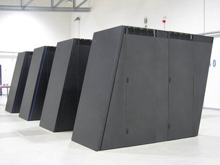 DataCentre每年電費達72億 5年內伺服器功耗將成長100億瓦 DataCentre每年電費達72億 5年內伺服器功耗將成長100億瓦