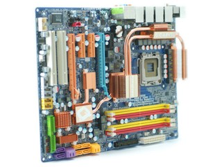 極豪華的P45主機板!! GIGABYTE EP45-DQ6 機能曝光 極豪華的P45主機板!! GIGABYTE EP45-DQ6 機能曝光