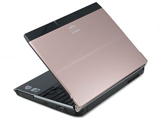 終極輕量化 僅重1.3kg Fujitsu LifeBook P8010