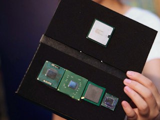 Intel發佈EP80579單晶片處理器 整合處理器、晶片組  機板可縮少45%
