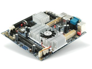 全新VIA Isaiah微架構 VIA Nano L2100處理器上市 全新VIA Isaiah微架構 VIA Nano L2100處理器上市