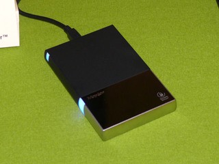 針對加密保障 免資料外洩 Seagate Maxtor BlackArmor