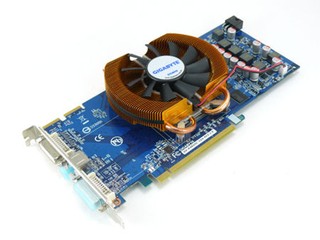 配搭Zalman VF-830散熱器 GIGABYTE GV-R485OC-1GH繪圖卡
