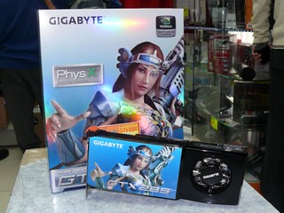 購買GTX 285送您電源器折扣優惠 DELTA 750W SLI隨時節省$150 購買GTX 285送您電源器折扣優惠 DELTA 750W SLI隨時節省$150