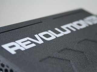 PSU 完美演釋!! Enermax Revolution 85+ 1050W