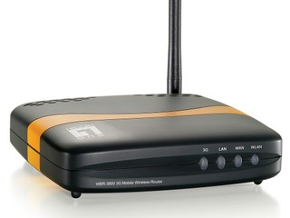 3G USB、Card Bus雙介面 LevelOne WBR-3800 3G無線路由器