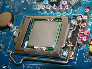Intel更改五款新处理器发佈日期 降价在即  Intel Q3 DT处理器佈局曝光