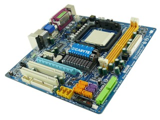 支援HDCP的廉價IGP平台 GIGABYTE GA-M85M-US2H