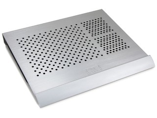 採用流水式排熱設計 PC Cooler 長江一號散熱板