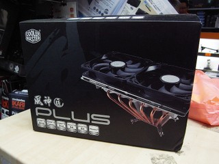 配備兩組12cm風扇設計 Cooler Master 風神匠Plus售$295