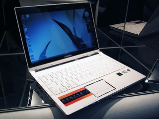 內置 GeForce G105M 繪圖核心 全新 Samsung Q320 正式發佈