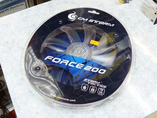 200 x 200mm 特大散熱扇 CM Storm Force 200 售 $148