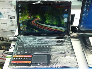 14 吋大尺寸型號行動電腦 Samsung R470 售 $7780