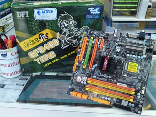 支援100%全硬體解碼 DFI JR GF9400-T2RS主機板