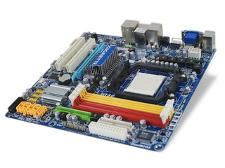 全新RS880 IGP晶片组 AMD 785G主机板正式上市