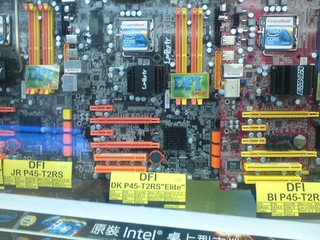 3款DFI主機板價格下調 購買Intel處理器再減$50