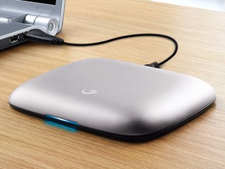 提供高容量安全備份 Seagate Replica 備份系統 提供高容量安全備份 Seagate Replica 備份系統