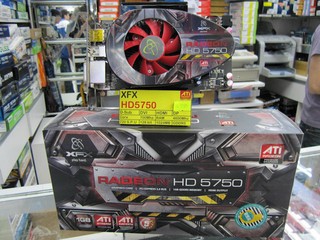 新一代主流級繪圖卡之選 XFX Radeon HD 5750售$1,199