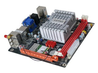 加入PCI-e 2.0 x16接口 ZOTAC IONITX-F-E Mini-ITX